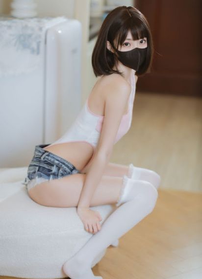 上原亚衣在线视频播放网址_BD英语电影完整版