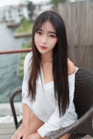 美女裸奶无遮挡_剧情片手机在线观看